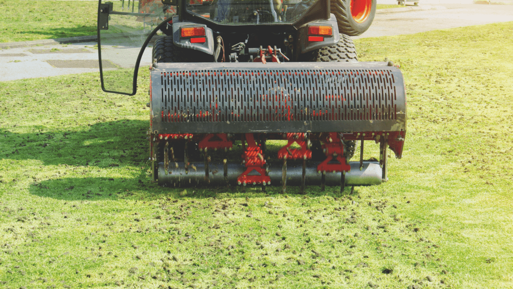 Aerating-the-lawn-for-beginners